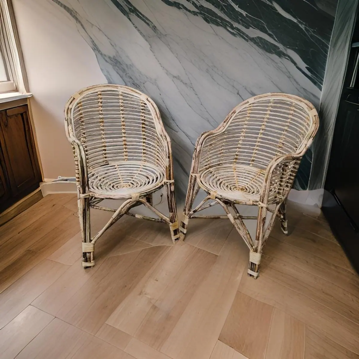 Raytan Cane Chair SM-90