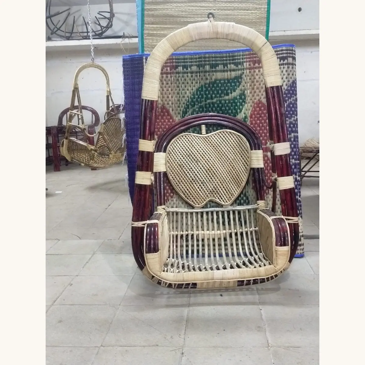 Swing Cane Apple Shape jula SM-13